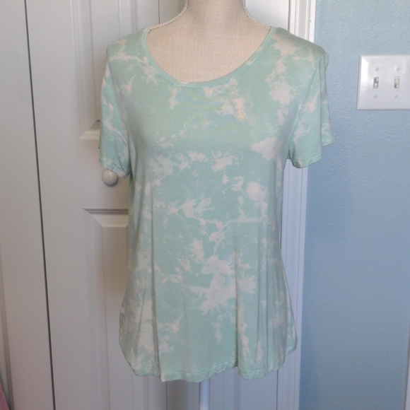 Apt. 9 Tops - NWOT  Woman's Tee